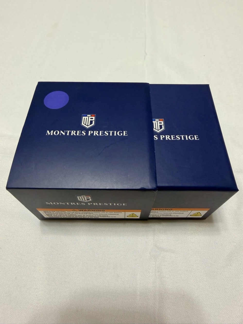 Montres Prestige by Invicta. Gold and Silver 2 tone with blue dial men’s watch - Picture 7 of 7